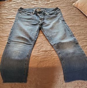 AE artist capri size 10